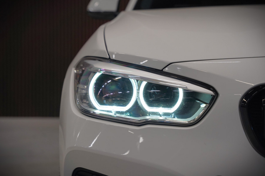 BMW 1-serie 118i Corporate Lease Executive M Sport | Automaat | Stuurverwarming | Stoelverwarming | NAP | Keyless | Cruise Control | PDC | Shadow line | Digital Dash | Navigatie Business | Led |  Dealer Onderhouden |