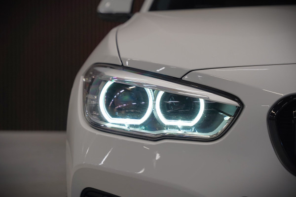 BMW 1-serie 118i Corporate Lease Executive M Sport | Automaat | Stuurverwarming | Stoelverwarming | NAP | Keyless | Cruise Control | PDC | Shadow line | Digital Dash | Navigatie Business | Led |  Dealer Onderhouden |