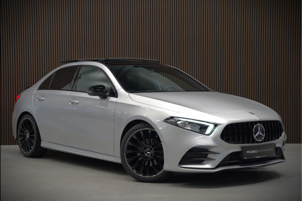 Mercedes-Benz A-Klasse 180 Business Solution AMG | Panoramadak | Stoelverwarming | Camera | Navigatie | Apple Carplay | Keyless | Cruise Control | DAB |