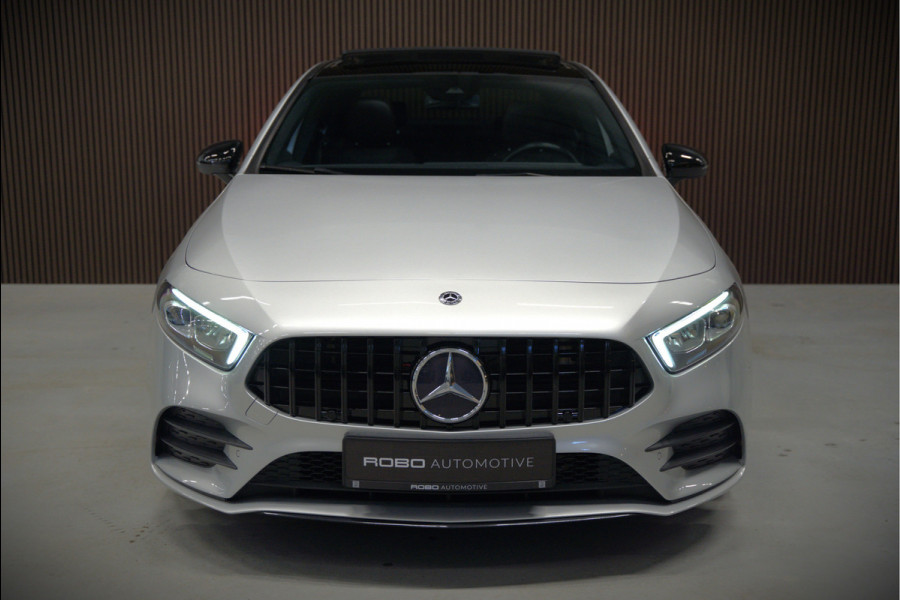 Mercedes-Benz A-Klasse 180 Business Solution AMG | Panoramadak | Stoelverwarming | Camera | Navigatie | Apple Carplay | Keyless | Cruise Control | DAB |