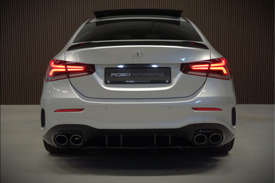 Mercedes-Benz A-Klasse 180 Business Solution AMG | Panoramadak | Stoelverwarming | Camera | Navigatie | Apple Carplay | Keyless | Cruise Control | DAB |