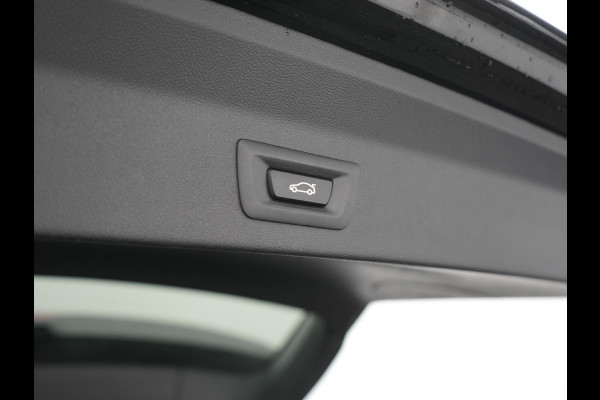 BMW X3 xDrive30e PHEV 293pk Dealer O.H | Trekhaak Af Fabriek | Panodak | 360 Camera | Lederen Sportstoelen Verwarmd | Cruise Control | Apple Carplay | Virtual | Navigatie | DAB | 18"L.M | Plug In Hybrid |