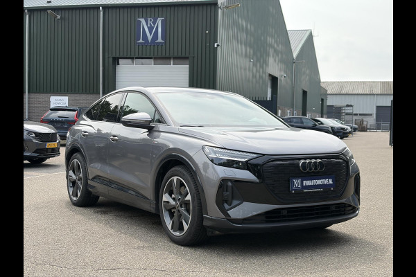 Audi Q4 Sportback e-tron 45 S Edition 82 kWh SOH 96% | S-Exterieur | ADAPT. CRUISE CONTROL | STOELVERWARMING | ELEK. ACHTERKLEP | ACHTERUIRIJCAMERA | RIJKLAAR + 12 MND BOVAG GARANTIE | RESTERENDE ACCU GARANTIE TOT EN MET 2032 OF 160k KM |