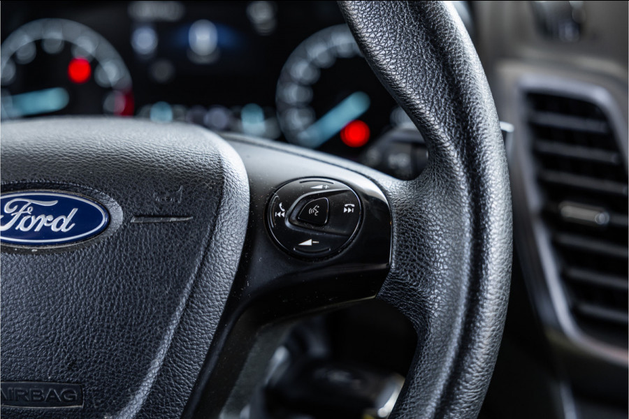 Ford Transit Connect 1.0 Ecoboost | CarPlay | Camera | Navigatie | Airco | Trekhaak | Nieuwe APK | BPM Vrij | MF Stuur