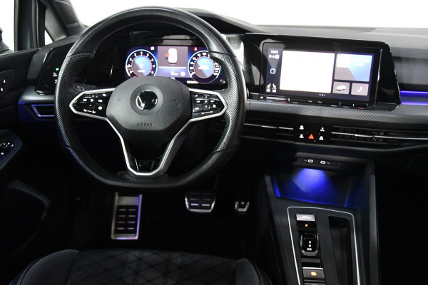 Volkswagen Golf 1.5 eTSI R-Line Pano, Sfeer, AppleCarplay