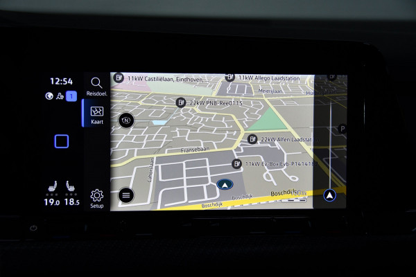 Volkswagen Golf 1.5 eTSI R-Line Pano, Sfeer, AppleCarplay