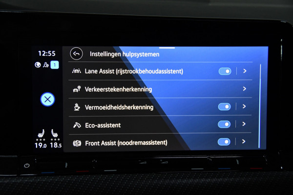 Volkswagen Golf 1.5 eTSI R-Line Pano, Sfeer, AppleCarplay