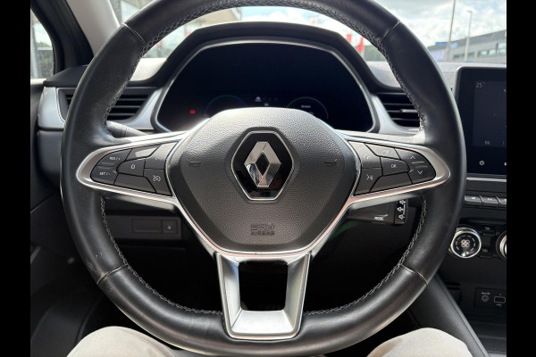 Renault Captur 1.6 E-Tech PHEV 160pk Intens | Trekhaak | Stoelverwarming | 18 Inch | Dodehoeksensoren | Camera | Climate Control |