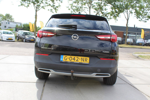 Opel Grandland X 1.6 Turbo Business Executive automaat leder camera trekhaak full options