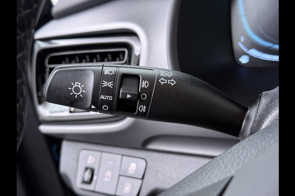 Kia Stonic 1.0 T-GDi MHEV DynamicPlusLine - LED Koplampen -  Navigatie - Climate Control - Apple/Android Carplay - Fabrieksgarantie tot 6-2032