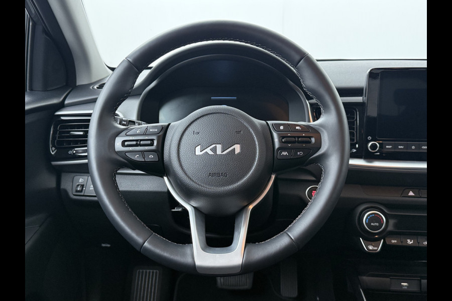 Kia Stonic 1.0 T-GDi MHEV DynamicPlusLine - LED Koplampen -  Navigatie - Climate Control - Apple/Android Carplay - Fabrieksgarantie tot 6-2032