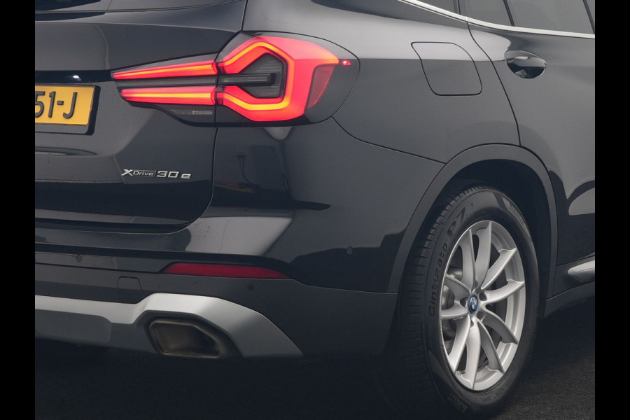BMW X3 xDrive30e PHEV 293pk Dealer O.H | Trekhaak Af Fabriek | Panodak | 360 Camera | Lederen Sportstoelen Verwarmd | Cruise Control | Apple Carplay | Virtual | Navigatie | DAB | 18"L.M | Plug In Hybrid |