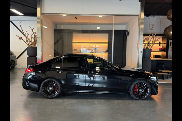 Mercedes-Benz C-Klasse 180 AMG Night Panorama Camera 63AMG Package