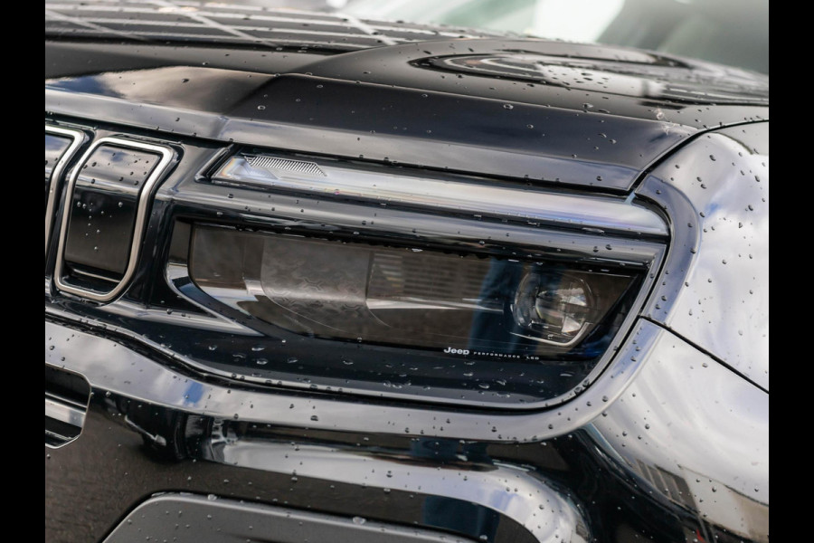 Jeep Avenger 1.2 e-Hybrid Summit | Infotainment Pack | Schuif/Kanteldak | Leder&Winter Pack | 19" Brute velgen