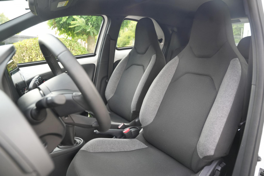Toyota Aygo X 1.0 VVT-i MT