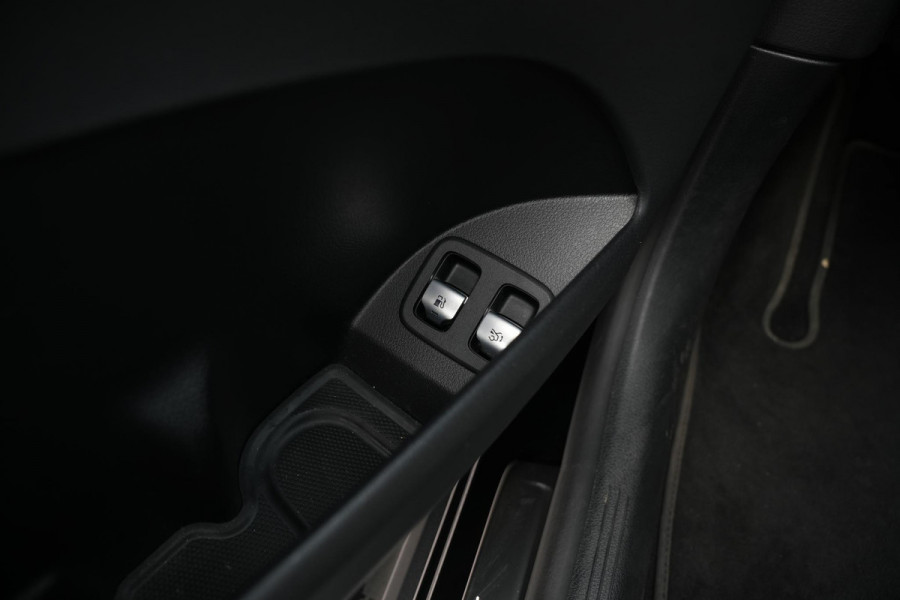 Mercedes-Benz GLC 400e 4MATIC AMG Line Panoramadak Burmester HeadUp Keyless Leer