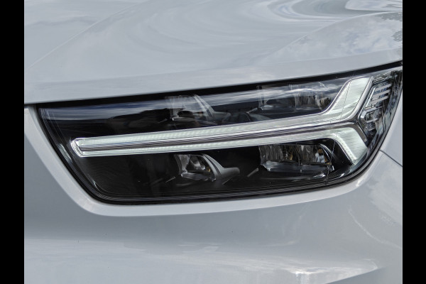 Volvo XC40 T2 130PK Automaat Business Pro | Adaptieve Cruise | Park assist camera | Dealer onderhouden