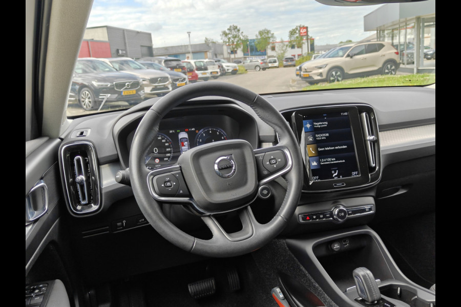 Volvo XC40 T2 130PK Automaat Business Pro | Adaptieve Cruise | Park assist camera | Dealer onderhouden