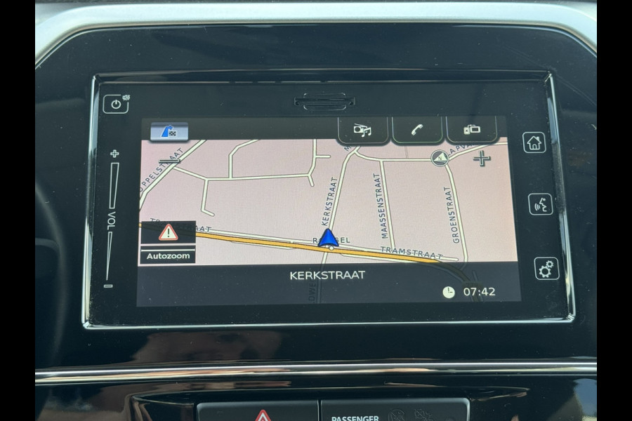 Suzuki Vitara 1.4 Boosterjet Select Smart Hybrid Trekhaak Camera Clima Carplay Adaptive Cruise Stoelverwarming