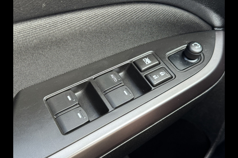 Suzuki Vitara 1.4 Boosterjet Select Smart Hybrid Trekhaak Camera Clima Carplay Adaptive Cruise Stoelverwarming