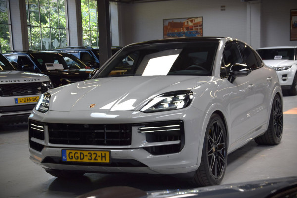 Porsche Cayenne Coupé 4.0 Turbo V8 E-Hybrid Panoramadak|Keramisch|My 2024|Nwp.244000|Org.NL|1e Eig.|739pk!!|BTW