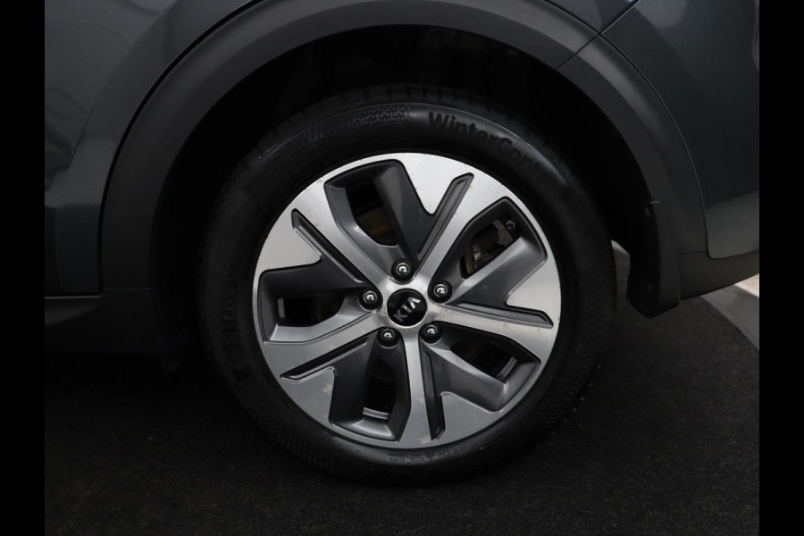 Kia e-Niro DynamicPlusLine 64 kWh | SOH 94,3% | Panoramadak | Memory | Leder | Stuur/stoel verwarming | Stoelventilatie | Dodehoek detectie | Cruise control | Carplay | Camera | Park assist | PHEV