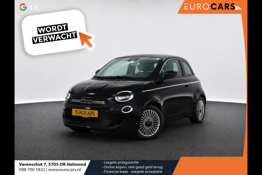Fiat 500 Icon 42 kWh Navigatie Apple CarPlay Android Auto Camera Parkeerhulp Adaptive Cruise Control Stoelverwarming Climate Control Lichtmetalen velgen