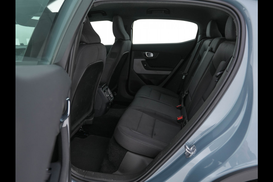 Polestar 2 Long Range Single Motor 78 kWh [ 3-Fase-11kW ] {SoH-95%} (INCL-BTW) *NAVI-FULLMAP | FULL-LED | KEYLESS | CAMERA | LANE-ASSIST | DIGI-COCKPIT | DAB+ | COMFORT-SEATS | ECC | PDC | 20''ALU*