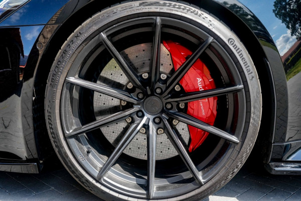Audi RS6 Avant 4.0 TFSI Quattro Akrapovic/Eventuri/Wheelforce/Dynamic+/Ceramic