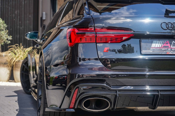 Audi RS6 Avant 4.0 TFSI Quattro Akrapovic/Eventuri/Wheelforce/Dynamic+/Ceramic