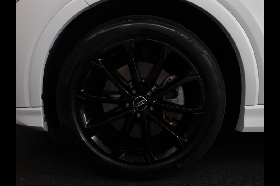 Audi Q4 e-tron 40 S line 77 kWh 204pk | SOH 91,30% | Panoramadak | Lederen bekleding | Lichtmetalen velgen | Matrix Led