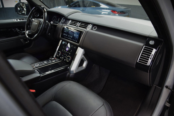 Land Rover Range Rover P400e Vogue SVO Premium Palette Silver