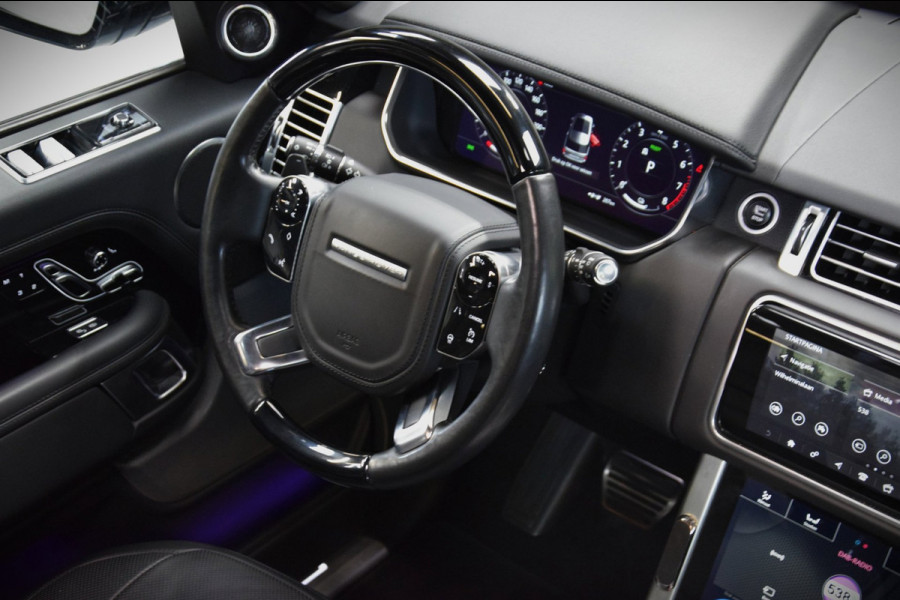 Land Rover Range Rover P400e Vogue SVO Premium Palette Silver
