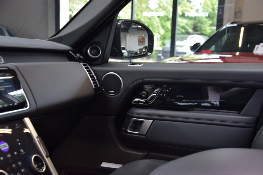 Land Rover Range Rover P400e Vogue SVO Premium Palette Silver