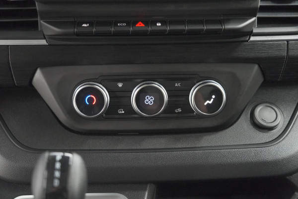 Renault Trafic E-Tech T29 L1H1 Advance 52 kWh | Laadruimte-pakket | Parkeerpakket | 3 fase lader | Camera