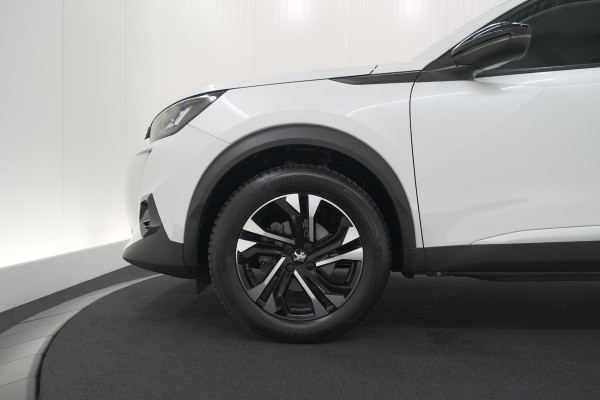 Peugeot 2008 PureTech 130 EAT8 Allure Pack | Camera | Parkeersensoren | Keyless Entry |  Apple Carplay