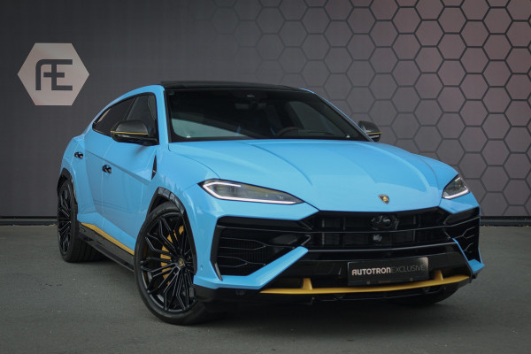 Lamborghini Urus SE 4.0 V8 Hybrid | AKRAPOVIC | ADAPTIVE | TREKHAAK | MASSAGE | STOELVERWARMING & VERKOELING | SUEDE HEMEL | B&O 3D AUDIO |