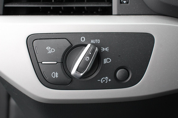 Audi A5 Sportback 40 TFSI Prestige Plus Automaat Navigatie Apple Carplay/Android Auto Camera Climate Control Virtual Cockpit Led Dab Elektrische bedienbare achterklep Stoel verwarming