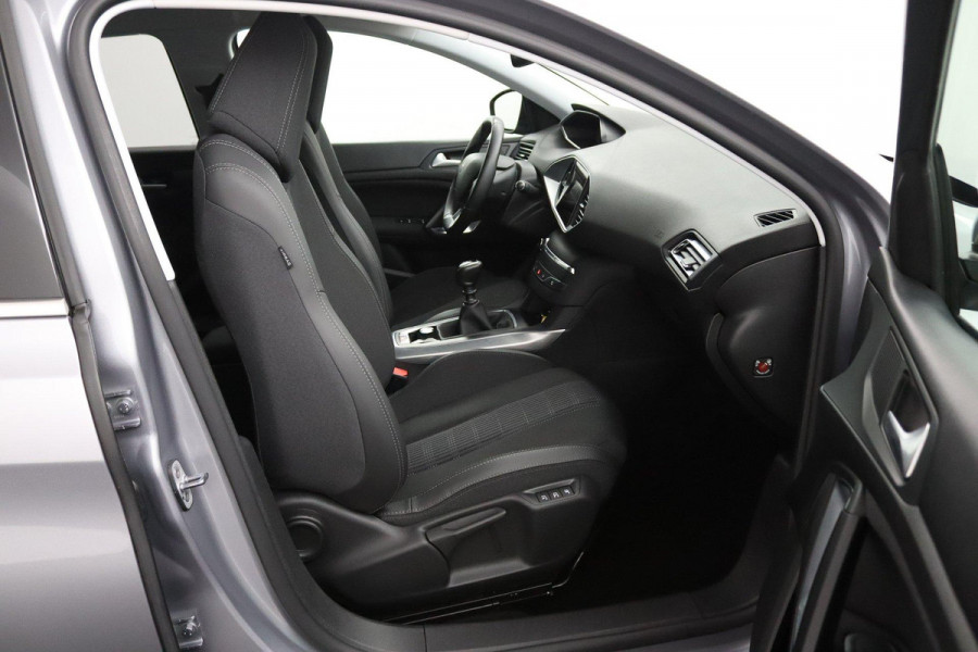 Peugeot 308 SW 1.2 Allure*ECC*ACC*NAVI*CAM*CARPLAY*