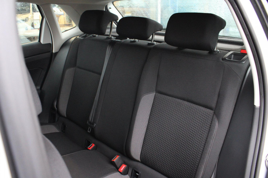 Volkswagen Polo 1.0 TSI Life | Virtual Cockpit| Stoelverwarming | Airco | 37.000 km!