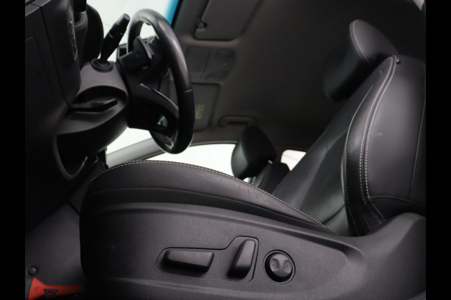 Hyundai Kona 1.6 GDI HEV Premium | Stoelventilatie | Leder 1e eigenaar | Adaptive cruise | Head-Up | Trekhaak | Achterbankverwarming | Carplay | Navigatie | Keyless | Krell Audio | Side Assist | Stoelverwarming