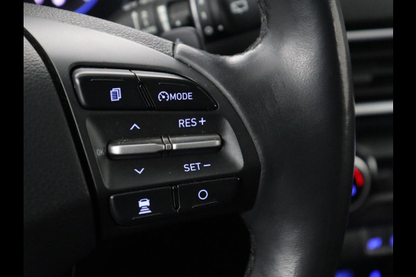 Hyundai Kona 1.6 GDI HEV Premium | Stoelventilatie | Leder 1e eigenaar | Adaptive cruise | Head-Up | Trekhaak | Achterbankverwarming | Carplay | Navigatie | Keyless | Krell Audio | Side Assist | Stoelverwarming