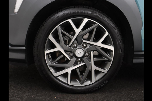 Hyundai Kona 1.6 GDI HEV Premium | Stoelventilatie | Leder 1e eigenaar | Adaptive cruise | Head-Up | Trekhaak | Achterbankverwarming | Carplay | Navigatie | Keyless | Krell Audio | Side Assist | Stoelverwarming