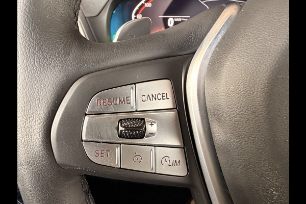 BMW X4 xDrive20i Business Edition Plus | Laser LED | Pano | Leder | Sportstoelen | Stoelverwarming | Elek. achterklep | Sfeerverlichting | Keyless | HUD |