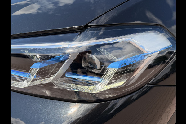 BMW X4 xDrive20i Business Edition Plus | Laser LED | Pano | Leder | Sportstoelen | Stoelverwarming | Elek. achterklep | Sfeerverlichting | Keyless | HUD |