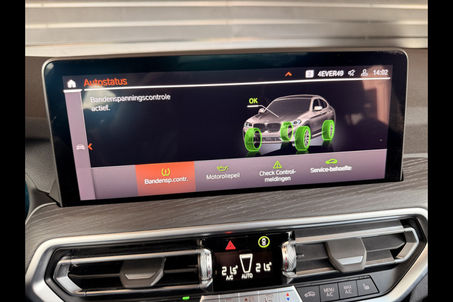 BMW X4 xDrive20i Business Edition Plus | Laser LED | Pano | Leder | Sportstoelen | Stoelverwarming | Elek. achterklep | Sfeerverlichting | Keyless | HUD |