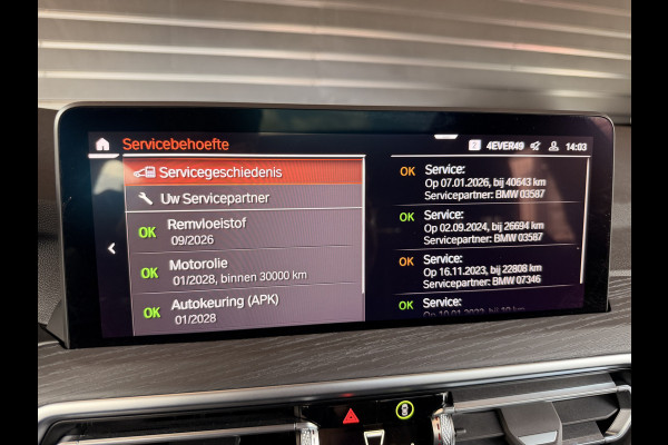 BMW X4 xDrive20i Business Edition Plus | Laser LED | Pano | Leder | Sportstoelen | Stoelverwarming | Elek. achterklep | Sfeerverlichting | Keyless | HUD |
