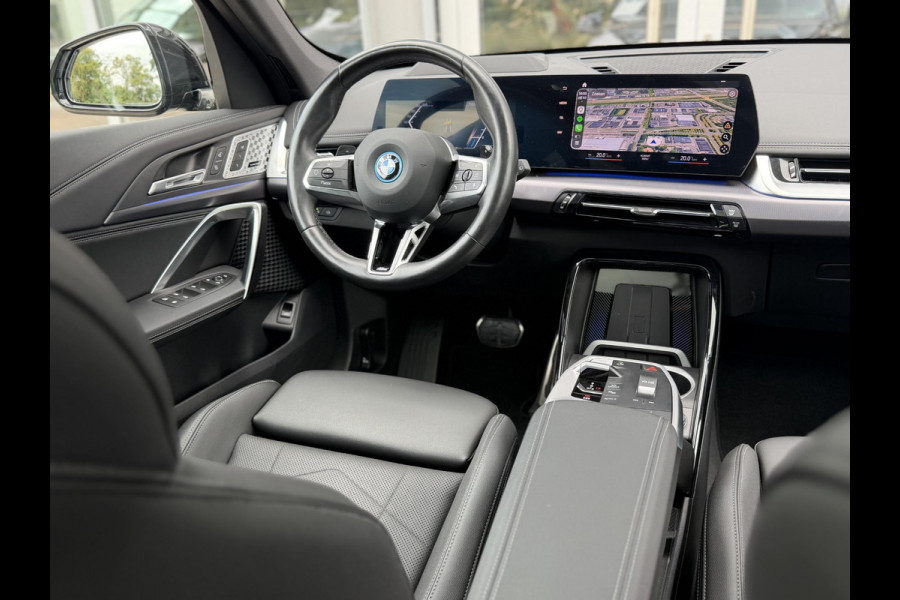BMW X1 xDrive30e M-Sport |Pano|H/K|Leer|Memory|Innovation|360Cam|ACC|HUD|Trekhaak|20"