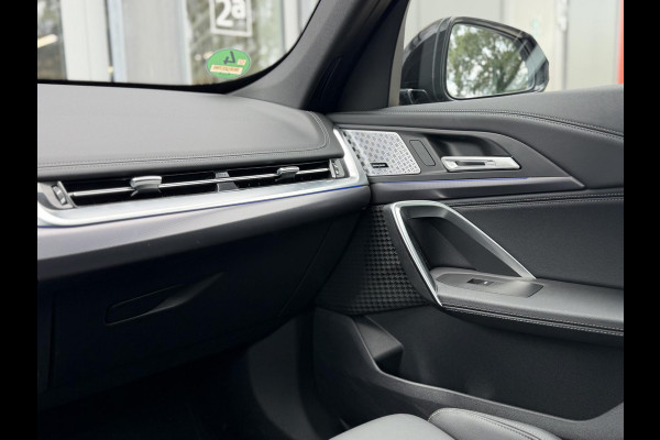BMW X1 xDrive30e M-Sport |Pano|H/K|Leer|Memory|Innovation|360Cam|ACC|HUD|Trekhaak|20"