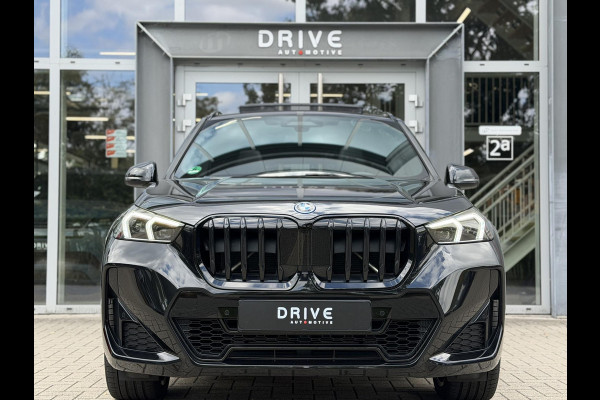 BMW X1 xDrive30e M-Sport |Pano|H/K|Leer|Memory|Innovation|360Cam|ACC|HUD|Trekhaak|20"